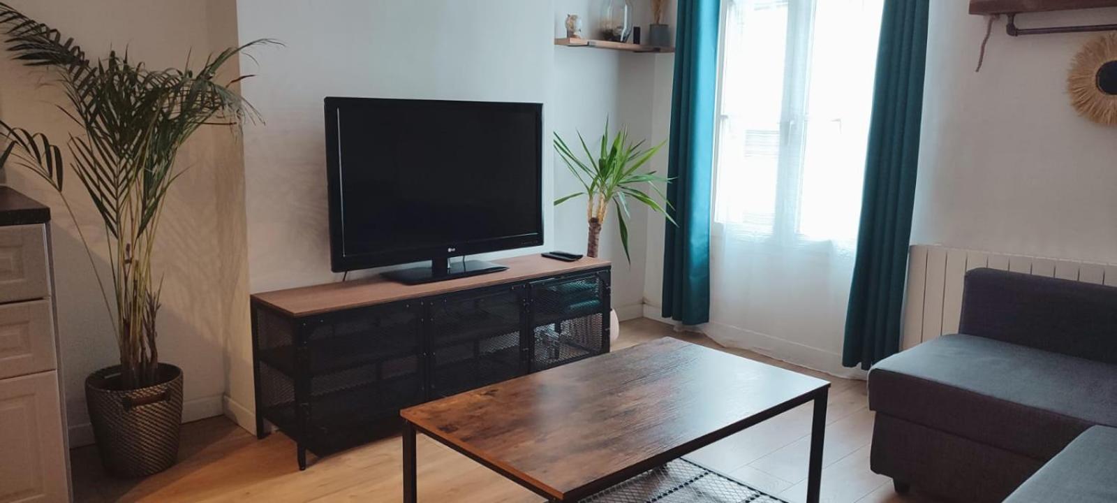 Porte De Paris, 4 Voyageurs, Wifi, Jeux Olympiques Apartment Vincennes Ngoại thất bức ảnh